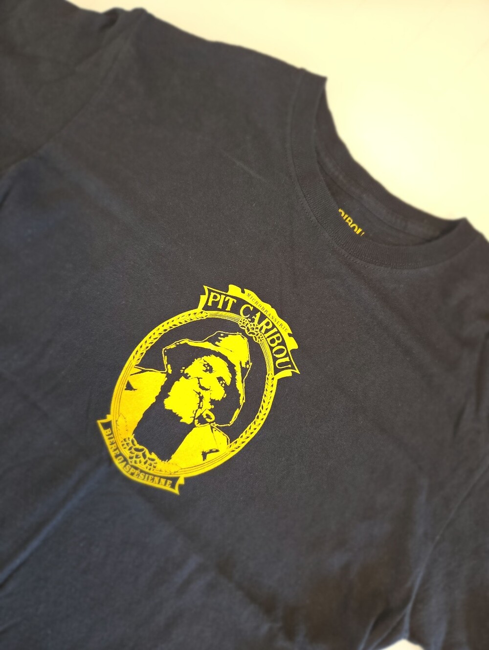 Pit Caribou Gaspesie Craft Beer Brewery Graphic T-Shirt Mens M Black Cotton